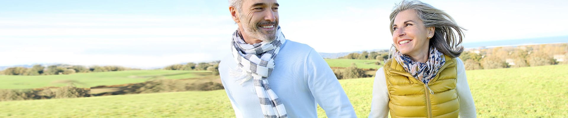 Couple retraité qui profite de l’épargne-pension