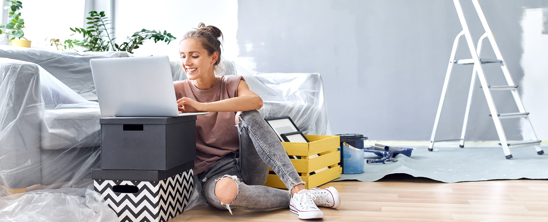 De nombreux employés font régulièrement du télétravail. En cas d'accident à domicile, est-ce considéré comme un accident du travail ? Découvrez cela ici. 