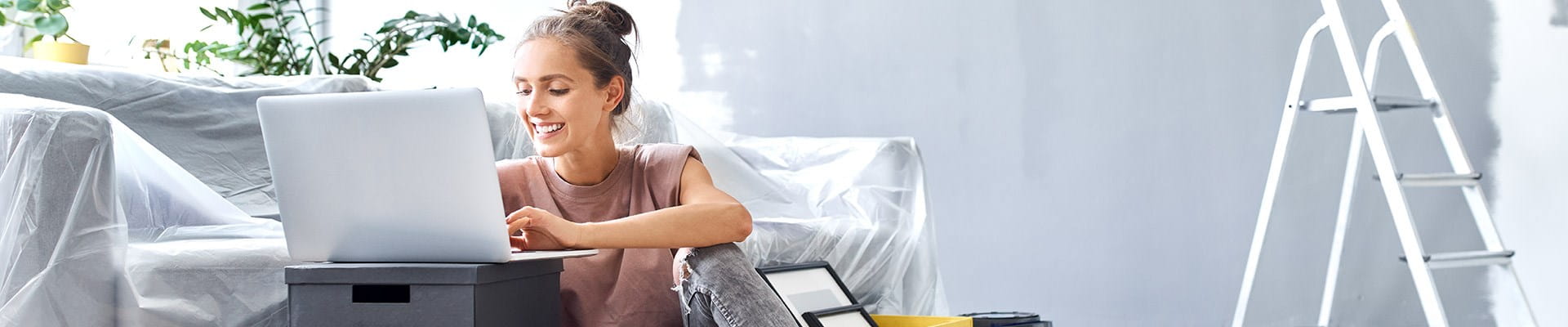 De nombreux employés font régulièrement du télétravail. En cas d'accident à domicile, est-ce considéré comme un accident du travail ? Découvrez cela ici.