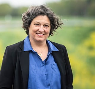 Ann Van Griensven, professor hydrologie en waterbouwkunde aan de VUB en directeur van de AXA-leerstoel Water Quality and Global Change