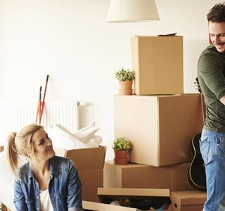 Koppel verhuist naar een nieuwe huurwoning