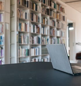 Indépendante se renseigne sur les différences entre la branche 21 et la branche 23.