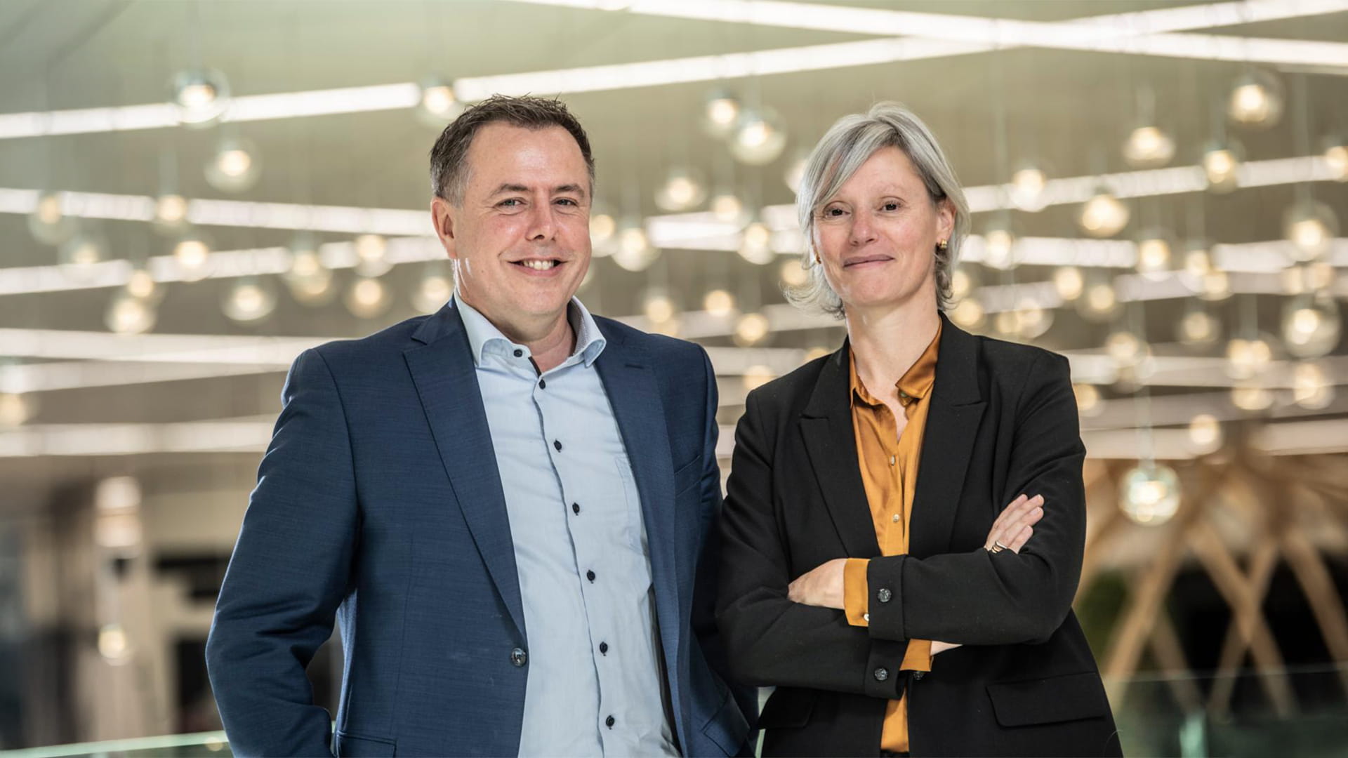 Audrey Amiot et Johan Olbrechts discutent de la prévention concernant la transition climatique.