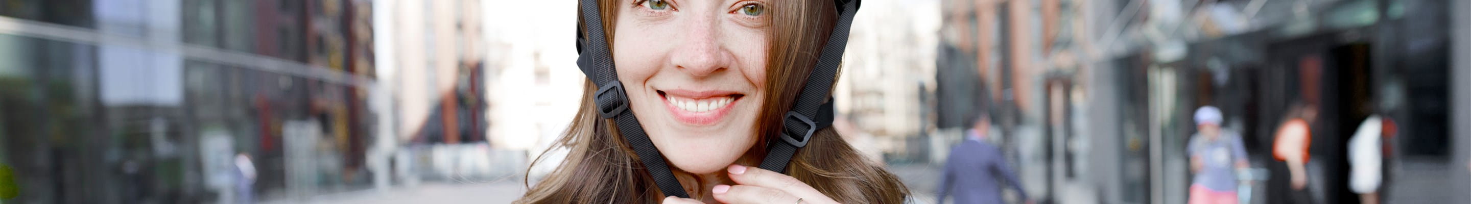 Cycliste dans zone cyclable